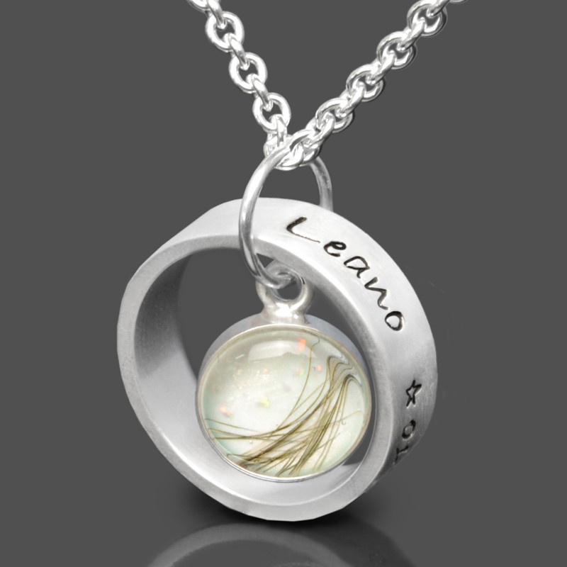 Babyhaar-personalisierte-Halskette-Erinnerungsschmuck