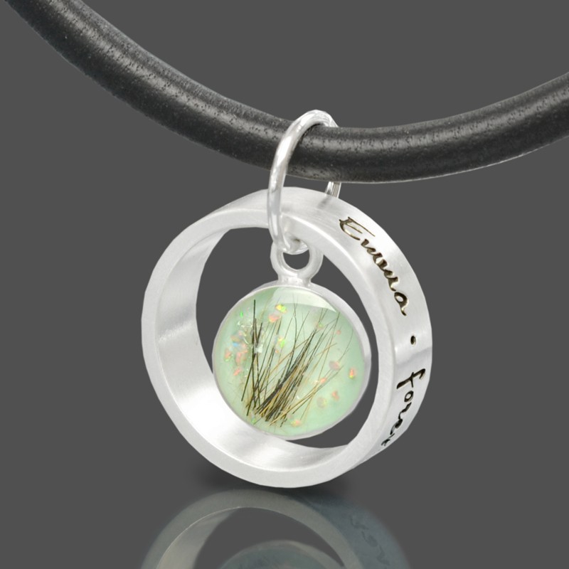 Tierhaarschmuck Erinnerungsschmuck REMEMBER ME Hund Katze Pferd Halskette Leder