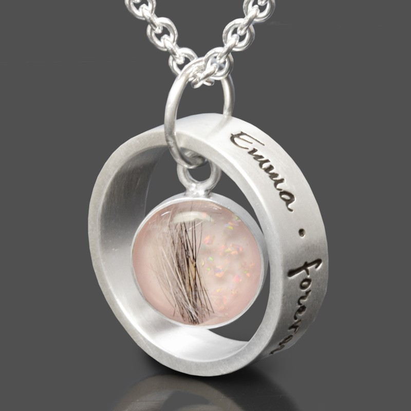 Erinnerungsschmuck-Tierhaarschmuck-Hund-Katze-Pferd